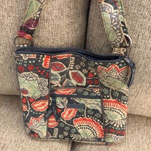VERA BRADLEY HIPSTER CROSSBODY NOMADIC FLORAL